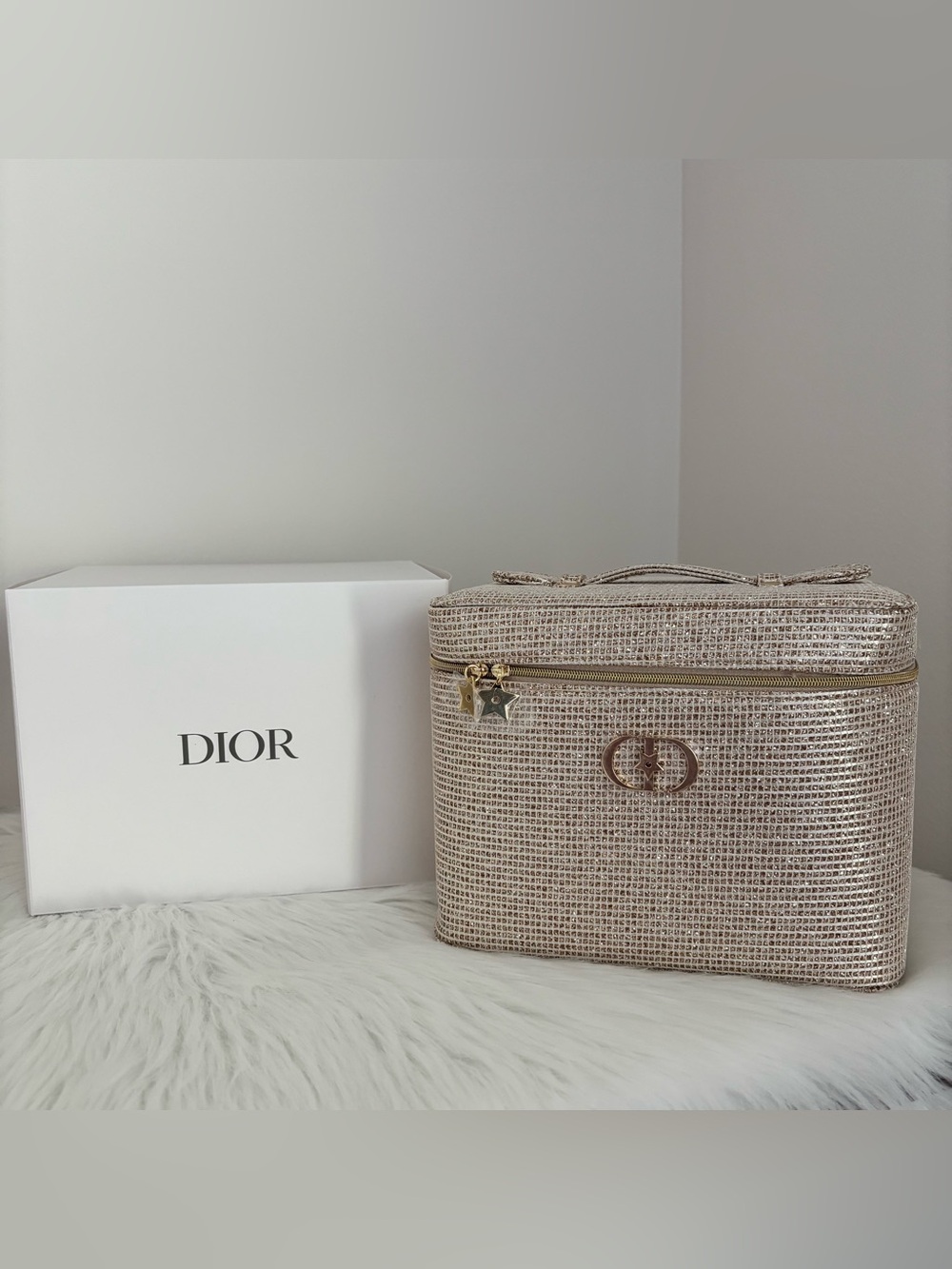 GWP - DIOR Limited Edition Sparkle Make up Vanity Bag w/ Mirror Size Large